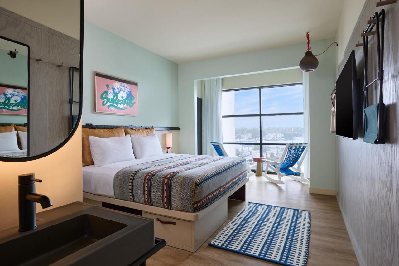Moxy Virginia Beach Oceanfront Екстериор снимка