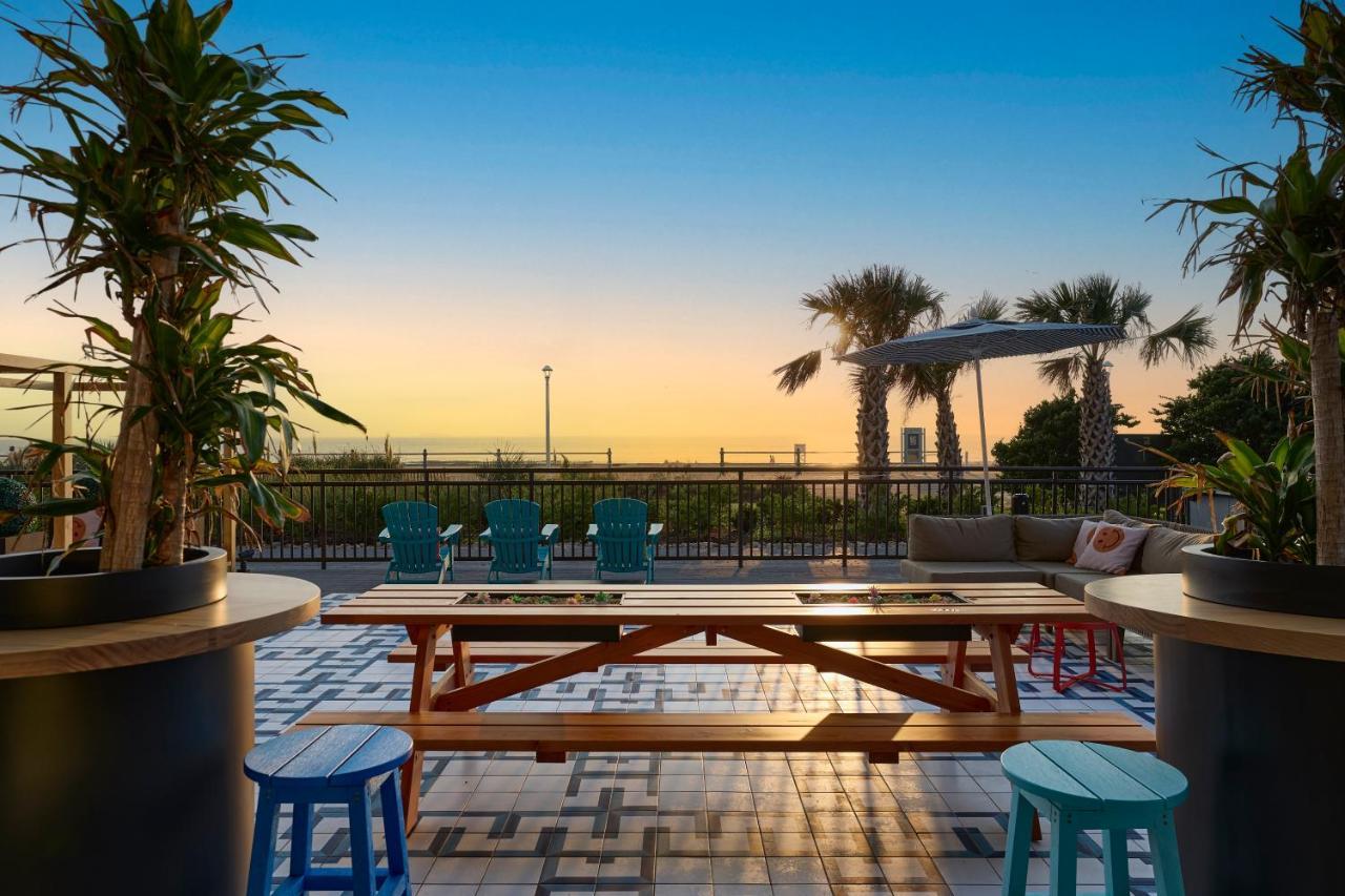 Moxy Virginia Beach Oceanfront Екстериор снимка