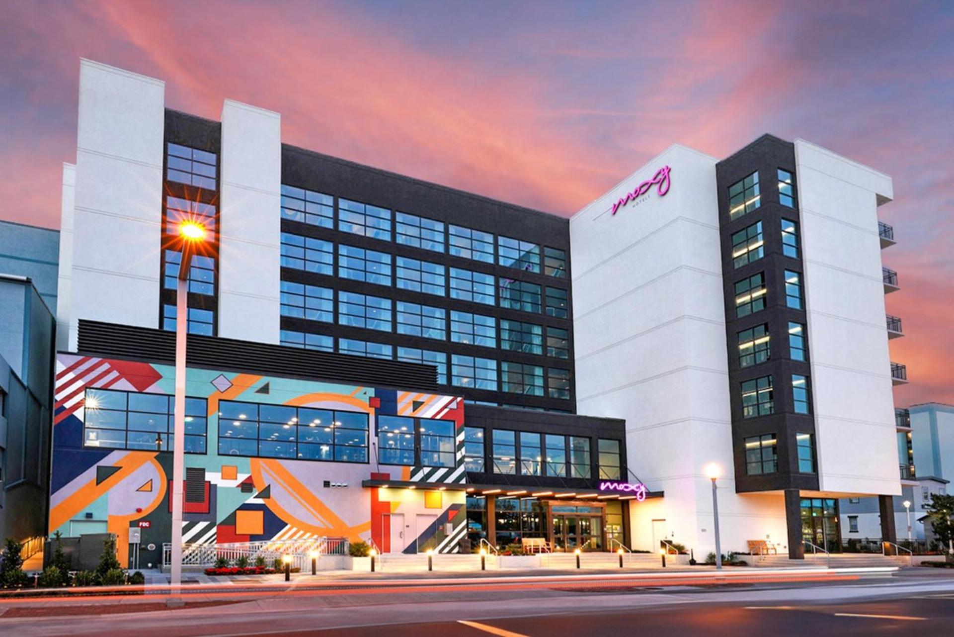 Moxy Virginia Beach Oceanfront Екстериор снимка