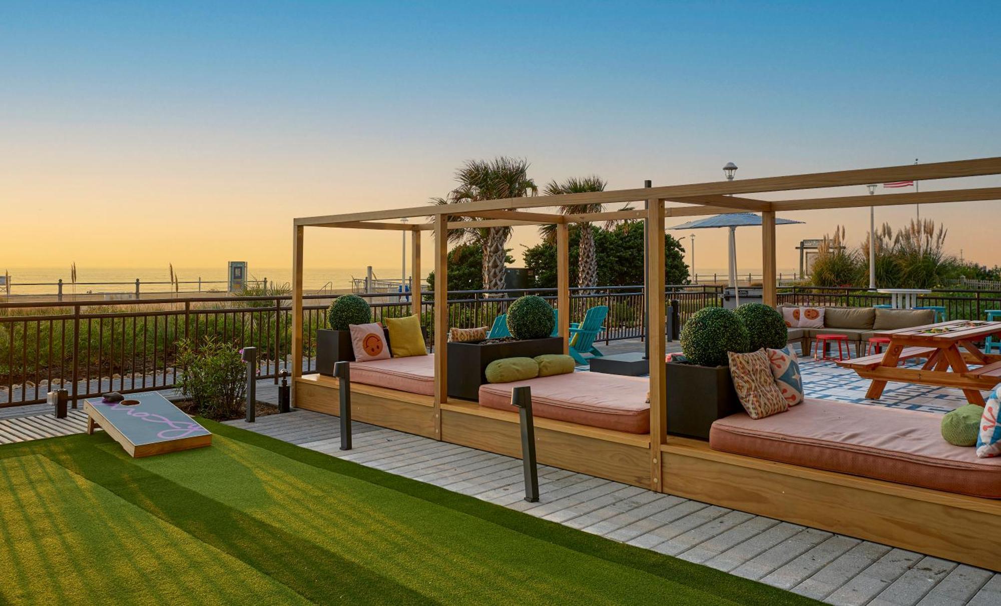 Moxy Virginia Beach Oceanfront Екстериор снимка